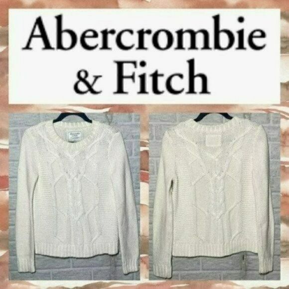 NWT Abercrombie & Fitch Sweater Women's Size Medium Size Small - Picture 1 of 8